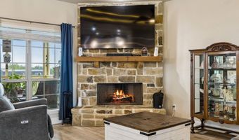 9691 Crow Ln, Adkins, TX 78101