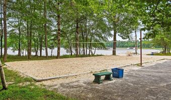170 Fern Ridge Rd, Blakeslee, PA 18610