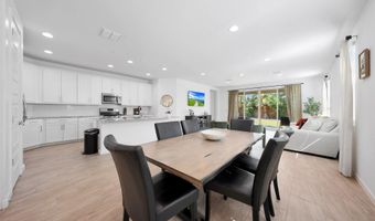 98 E LEO Pl, Chandler, AZ 85249