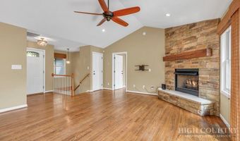 123 Liberty Ln, Banner Elk, NC 28604