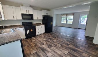 70 Shepherd Dr, Bangor, ME 04401