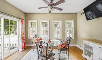 528 Vanderbilt Ave, Bayville, NJ 08721