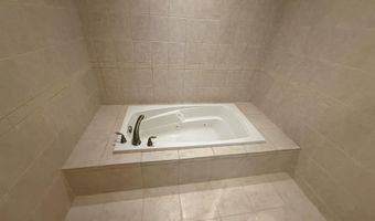 22 Fairway Dr, Ashland, NH 03217