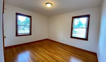 1881 17th St SW, Akron, OH 44314