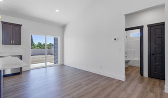 207 W First St W, Carey, ID 83320