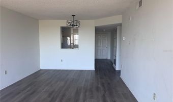 800 COVE CAY Dr 5D, Clearwater, FL 33760