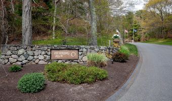 2 Beach Plum Lane U E, Bourne, MA 02532