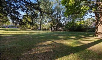 394 Long St, Amherst, OH 44001