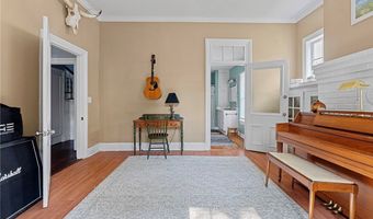 300 Virginia St, Ashland, VA 23005