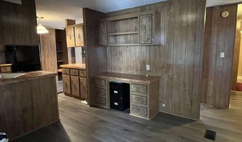 18 12th Ave W, Albia, IA 52531