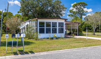527 Egret Cir, Barefoot Bay, FL 32976