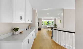 29340 Castlehill Dr, Agoura Hills, CA 91301