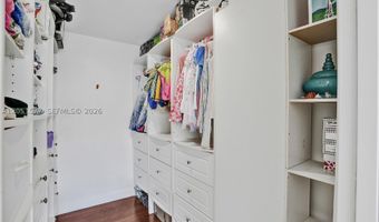 9800 W Bay Harbor Dr 309, Bay Harbor Islands, FL 33154