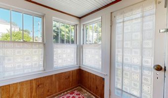 4 Monroe St, Augusta, ME 04330