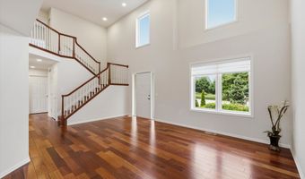 2243 Sun Valley Dr, Ann Arbor, MI 48108