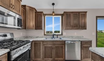 807 Prateria Ave, Avon, MN 56310
