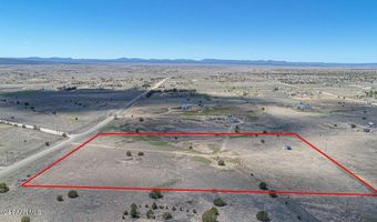 170 W Ahonen Rd, Paulden, AZ 86334