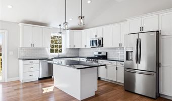 1 Pico Cir, Johnston, RI 02919