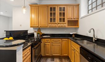 3350 17TH St NW T2, Washington, DC 20010