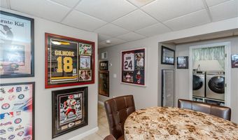 30 Warren Ave, Johnston, RI 02919