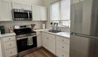 1008 Canyon View Ave B, Cody, WY 82414