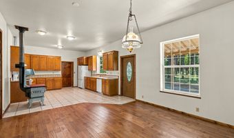 273 FAWN Ln, Azalea, OR 97410