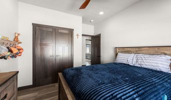 1625 W River Bend St, Brandon, SD 57005