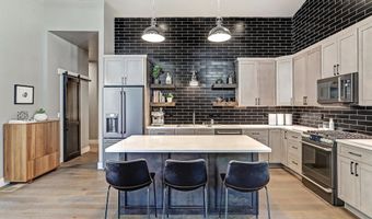39 San Andres Dr, Angel Fire, NM 87710