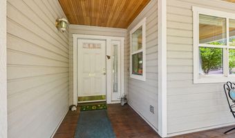 426 Parkside Dr, Ashland, OR 97520