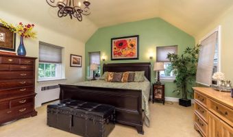 1431 WHEATSHEAF Ln, Abington, PA 19001