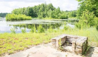 57 Pinewood Dr, Altona, NY 12910