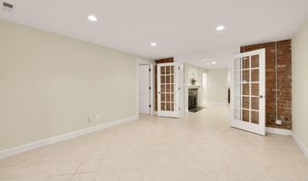 811 26TH Pl S, Arlington, VA 22202
