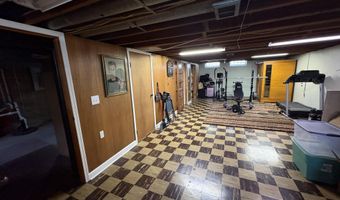 8908 Fox Ave, Allen Park, MI 48101