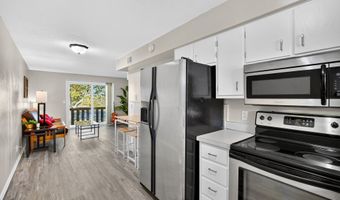 1915 NW Hickory Ln 8, Ankeny, IA 50023