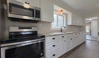 241 East Ave, Akron, NY 14001