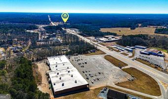 1013 Veterans Pkwy, Barnesville, GA 30204