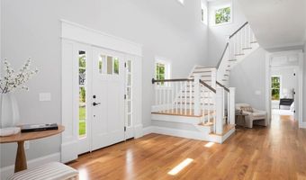 105 Princess Pine Dr, East Greenwich, RI 02818