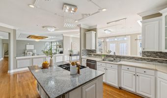 2205 DHOW Ct, Bowie, MD 20721