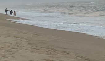 2136 Montauk Hwy Suite 202, Amagansett, NY 11930