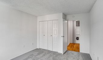 4500 S FOUR MILE RUN Dr 807, Arlington, VA 22204