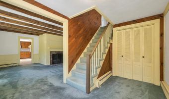 57 Roberts Cove Rd, Alton, NH 03809