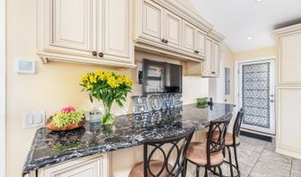 2 Canal St, Alloway, NJ 07422