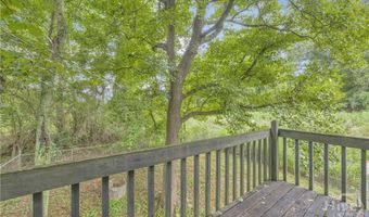 145 Rustwood Dr, Athens, GA 30606