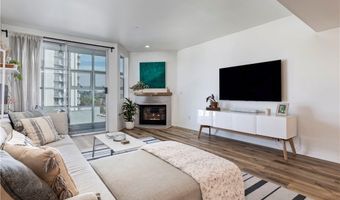 171 N Church Ln 617, Los Angeles, CA 90049