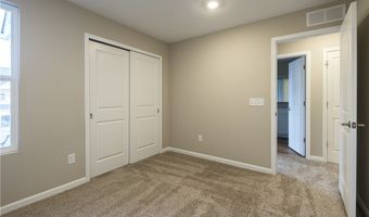 945-4 Memory Ln, Aurora, OH 44202