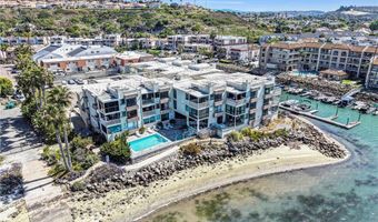 4513 Cove Dr 17, Carlsbad, CA 92008