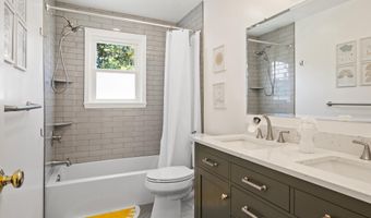 2606 N QUINCY St, Arlington, VA 22207