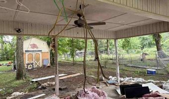 607 NW 2nd St, Atkins, AR 72823