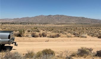7 Ocotillo Way, Apple Valley, CA 92308
