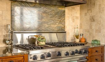 390 Hayrake Ln, Bozeman, MT 59715